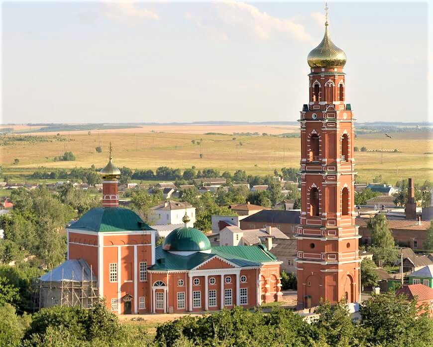 георгиевская церковь со звонницей в городе Болхов