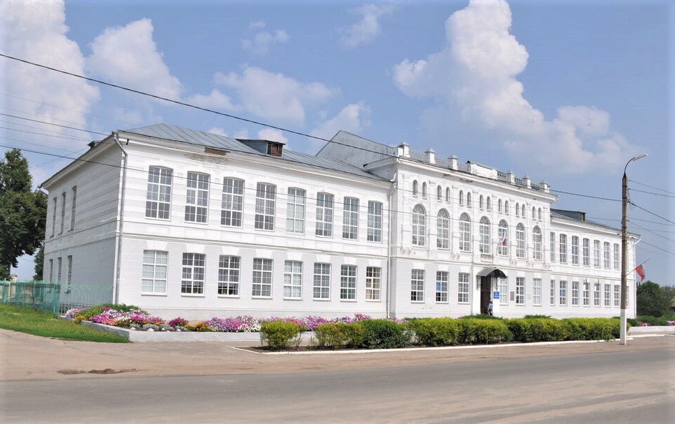 Здание школы №1 в городе Болхов